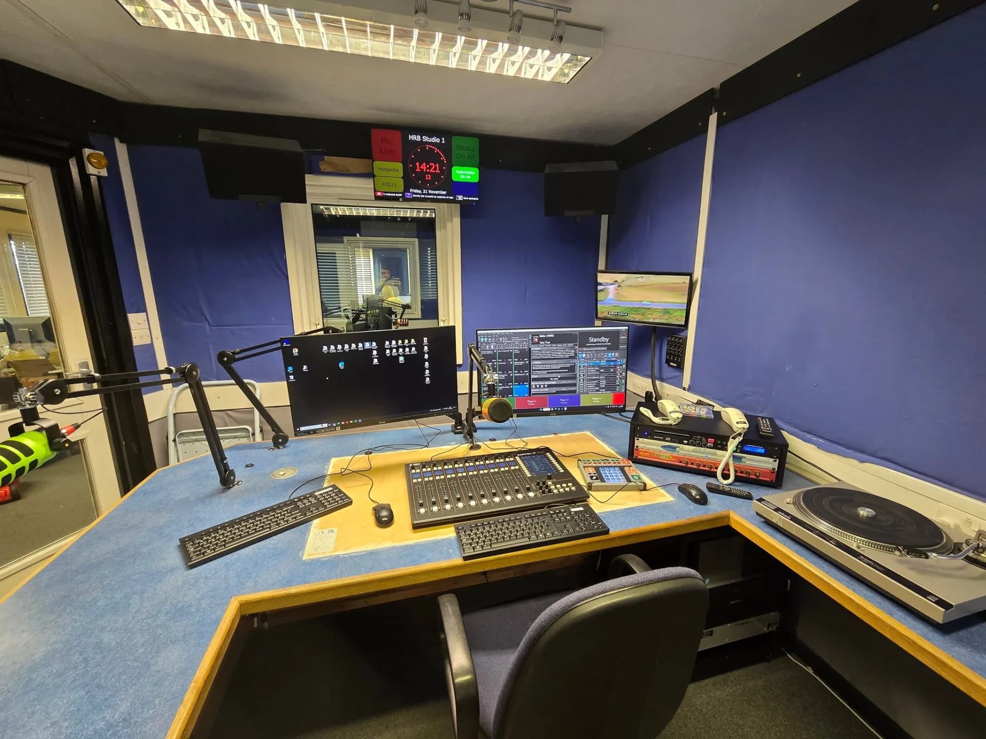 aeq pr capitol ip plus hospital radio basingstoke uk (1)