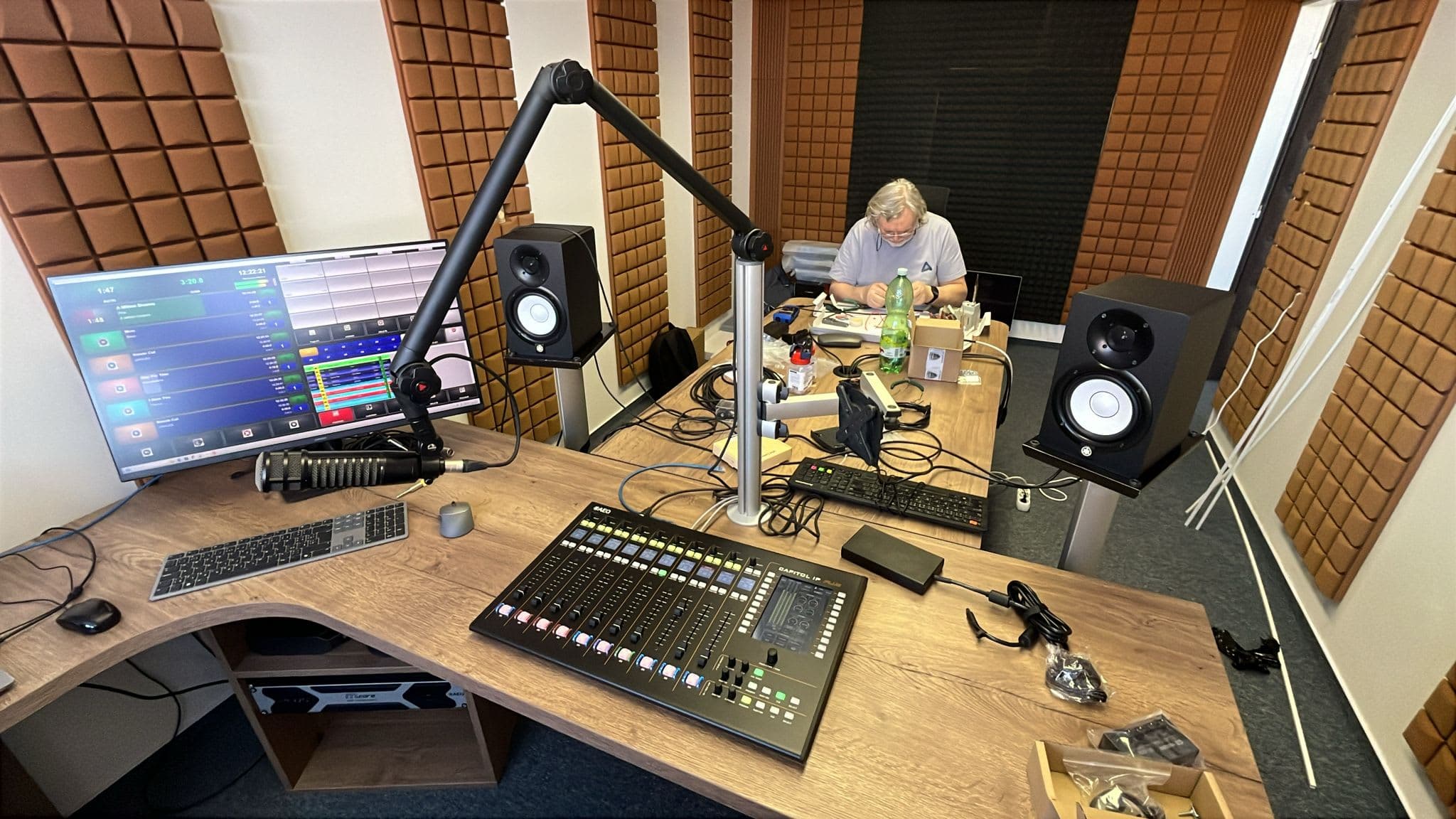 aeq press release caìtol ip plus edu radio prague (2)